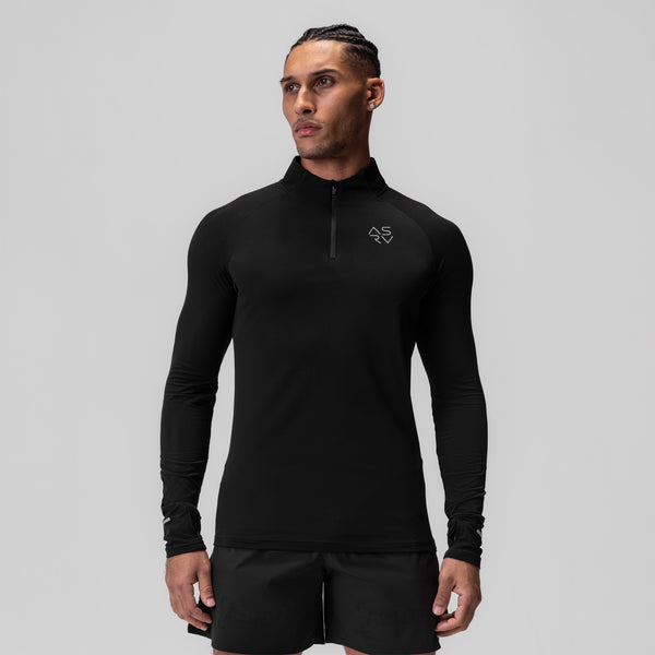 Ergonomic raglan sleeve