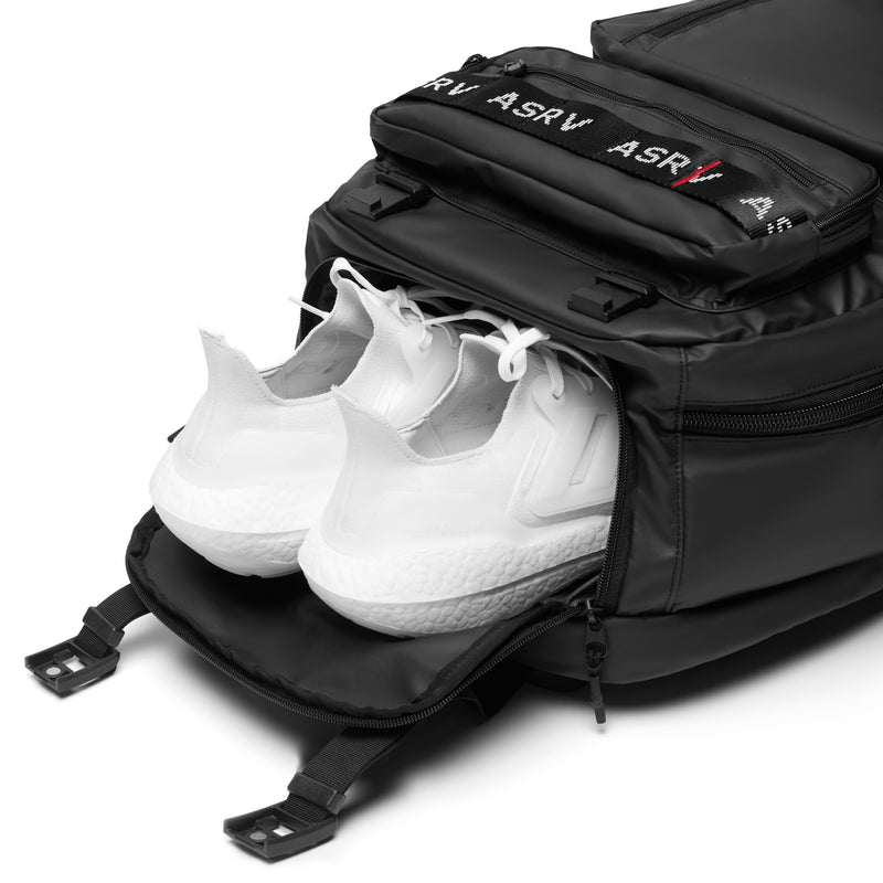 Bottom shoe compartment
